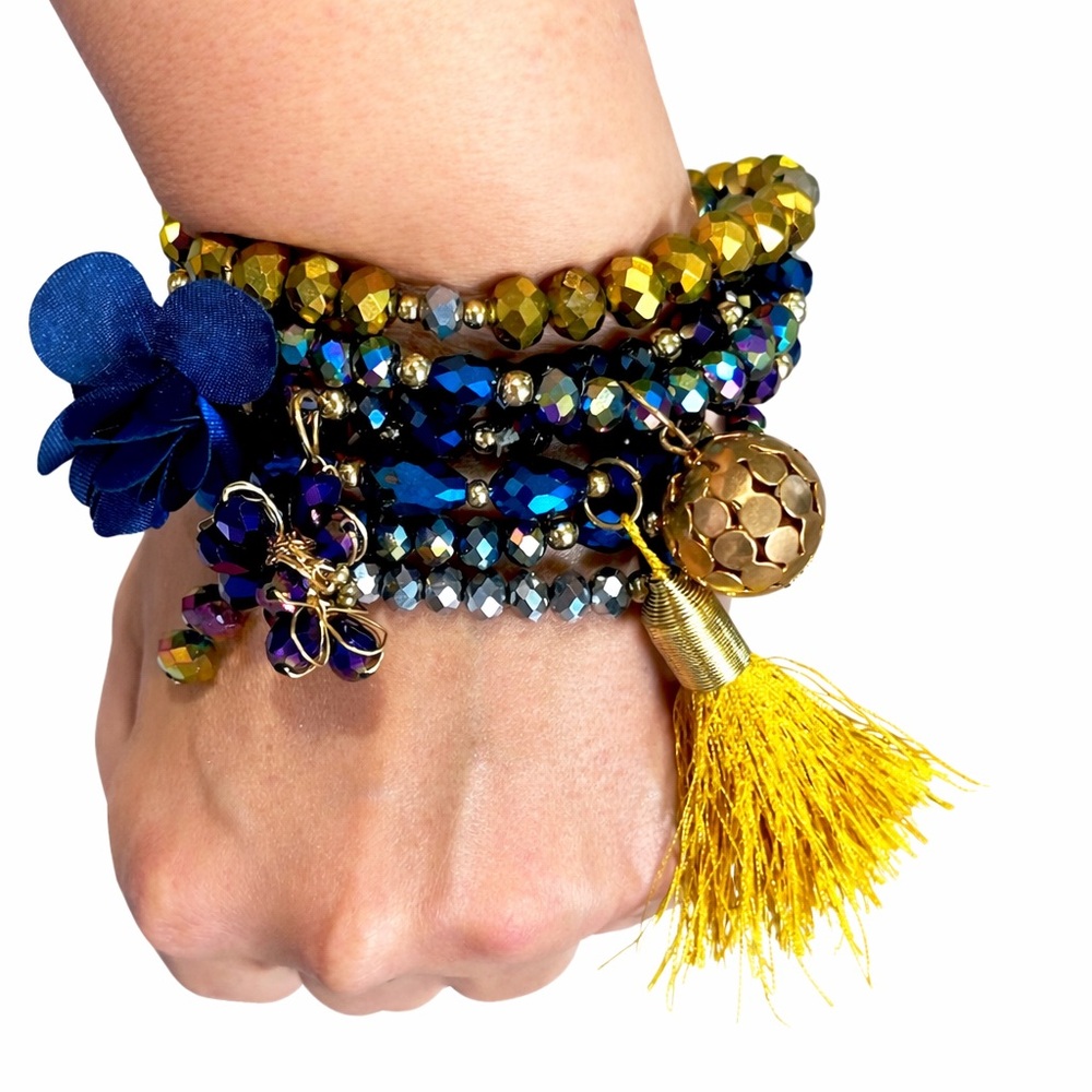 Gorgeous stacked bracelet